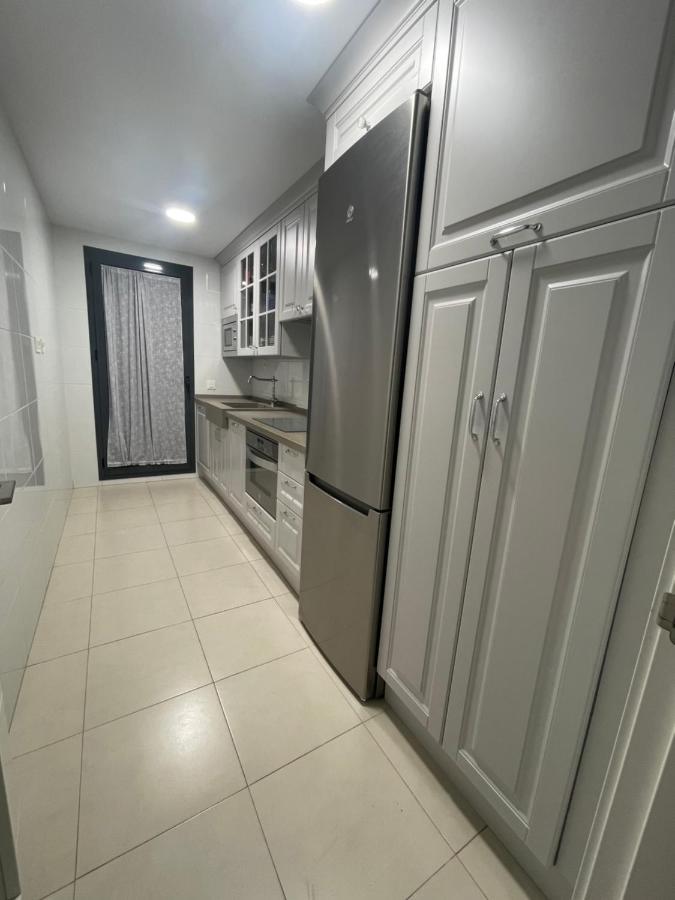 Bajo Guia Deluxe Apartment